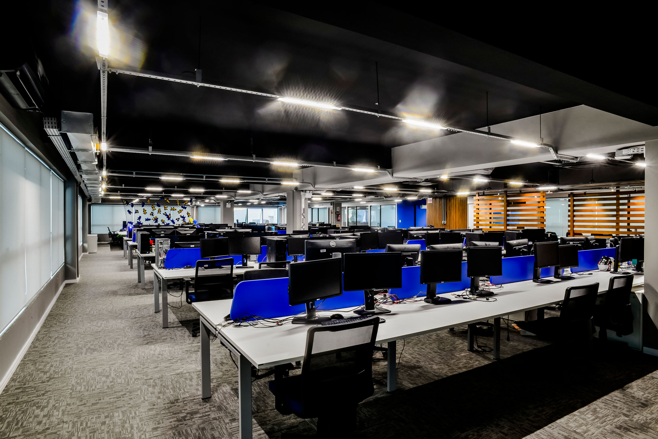 Hostgator por Custom Engenharia em Florianópolis